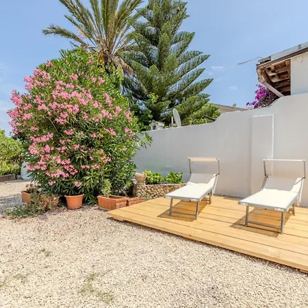 Casa Delle Brezze - A Due Passi Dalla Riva Holiday home