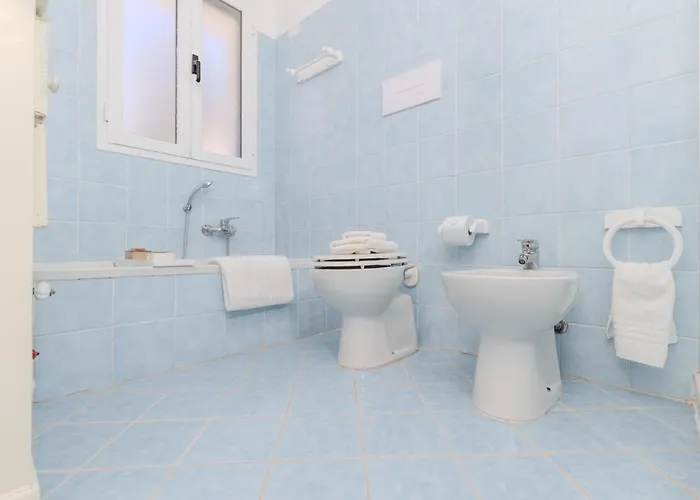 Casa Delle Brezze - A Due Passi Dalla Riva Feriehus *