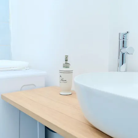 Casa Delle Brezze - A Due Passi Dalla Riva 度假居 *